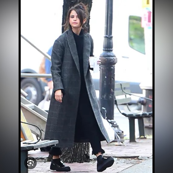 Gorgeous Vintage David Benjamin Wool coat with real leather collar trim EUC! - Picture 9 of 13